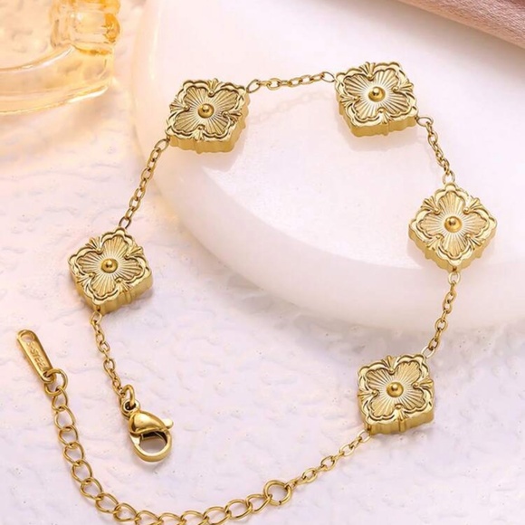 Gold Plated Stainless Steel Floral Square Link Bracelet - Picture 1 of 3